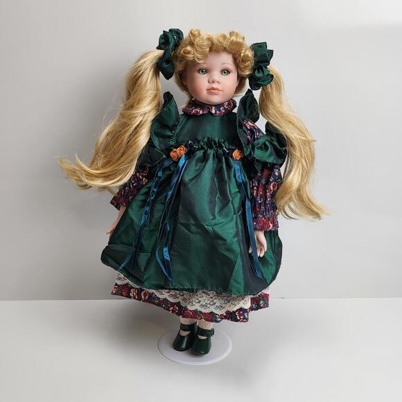 The Connoisseur Collection Seymour Mann Porcelain Doll in Emerald Green Dress - Picture 2 of 13